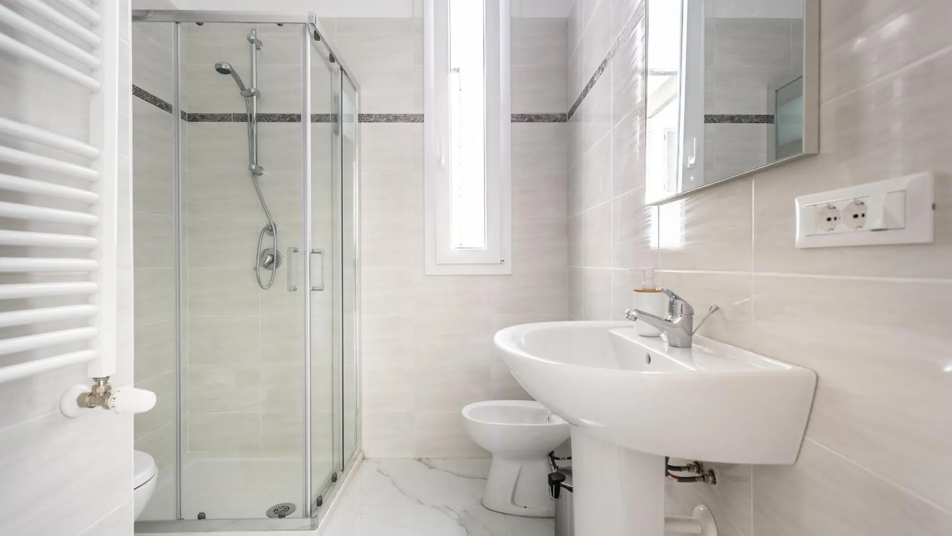 Portside Aparthotel Roma
